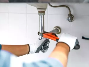 Installation de plomberie dans une maison rénovée à Lyon